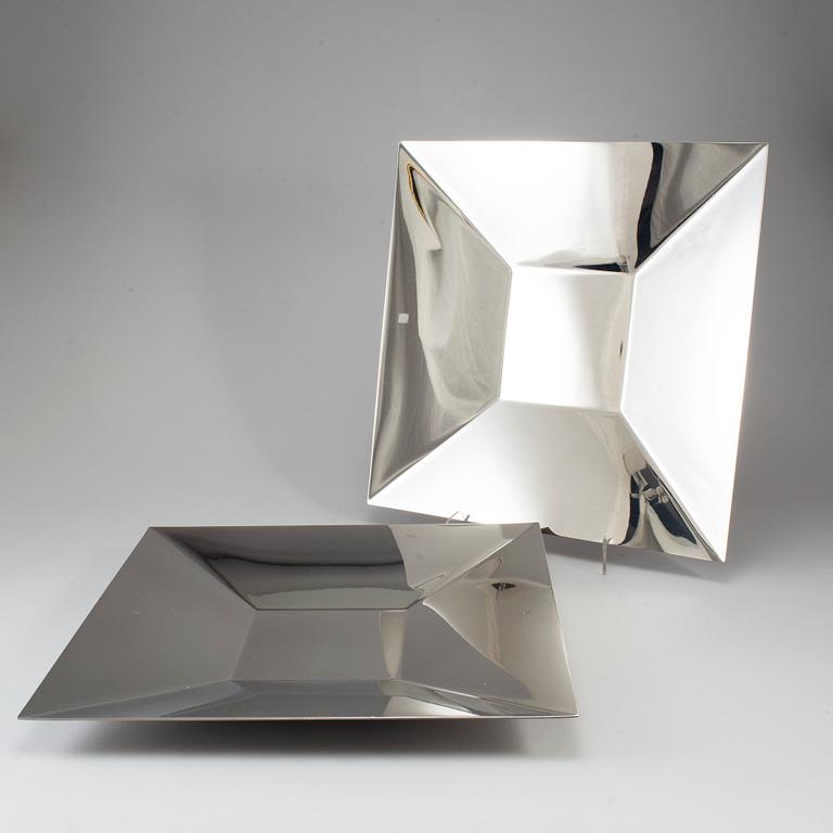 SIGURD PERSSON, two 'Cultura' plates, 1988.
