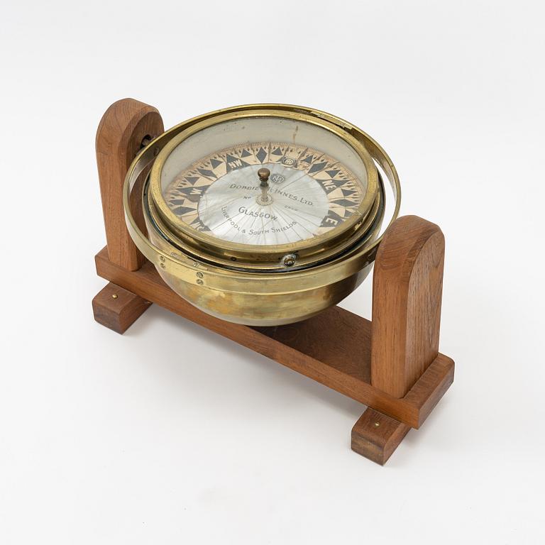 A Brass Ship's Compass, Glasgow, first half of the 20th Century.