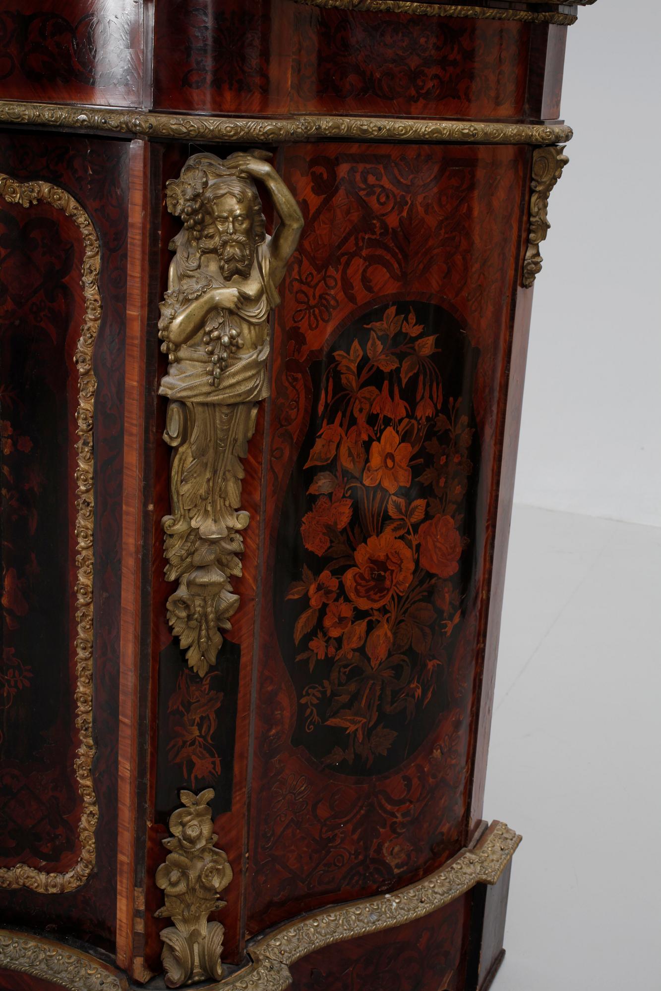 SKÄNKAR, ett par, Louis XV-stil, sent 1800-tal.