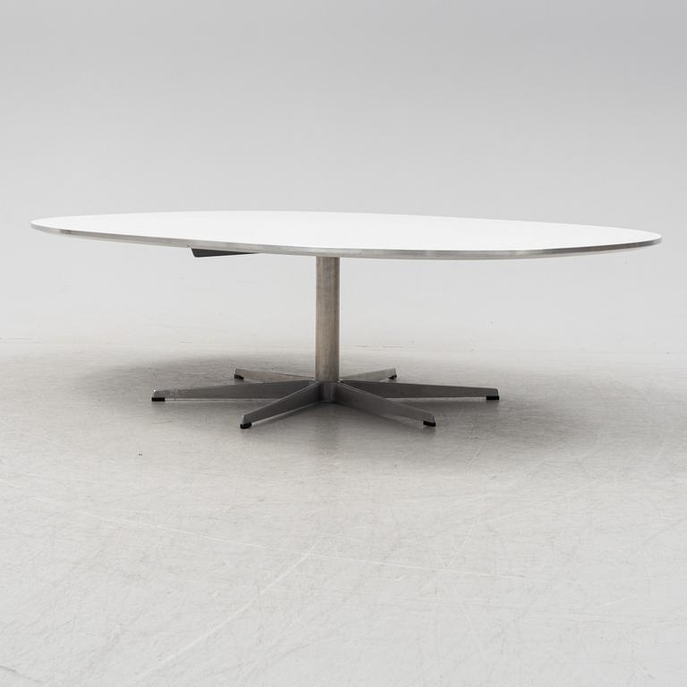 Bruno Mathsson & Piet Hein and Arne Jacobsen, a 'Superellips' coffee table, Fritz Hansen, Denmark, 1975.