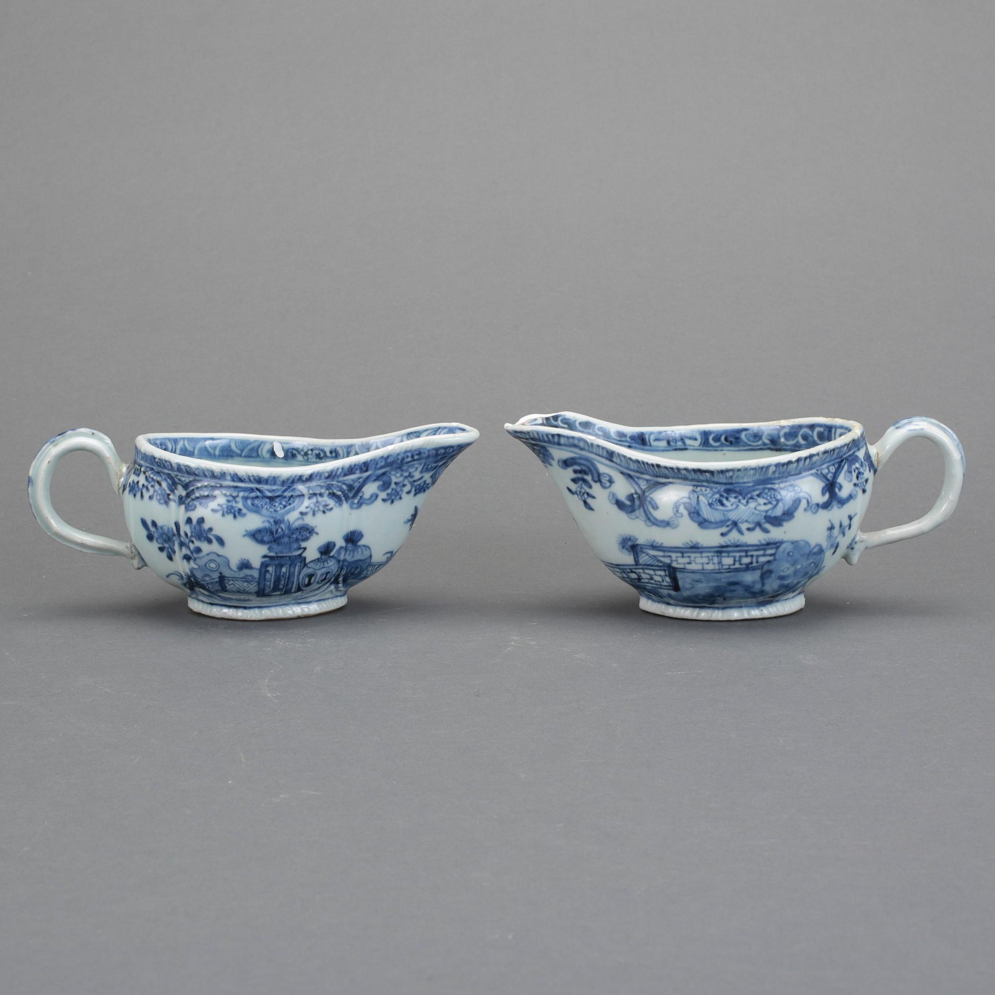 SÅSSNIPOR, 2 st, porslin, Kina, Qianlong, 1700-tal.