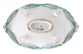 JARDINIERE, porslin, Royal Copenhagen, Danmark. 1900-tal.