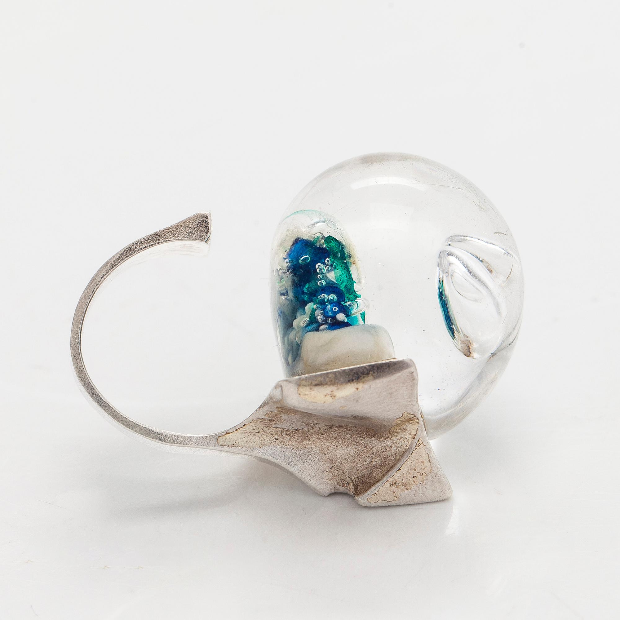 Björn Weckström, ring, "Förstelnad sjö", silver, akryl, Lapponia 1975.