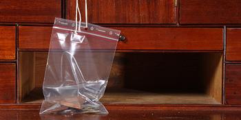 CHIFFONJÉ, sengustaviansk, 1800-talets början.