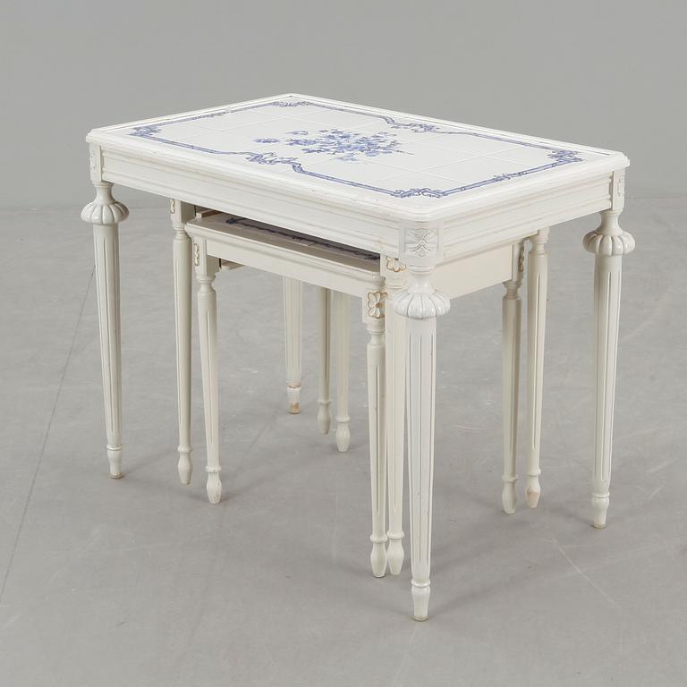 SATSBORD, 3 delar, gustaviansk stil, 1900-talets mitt.