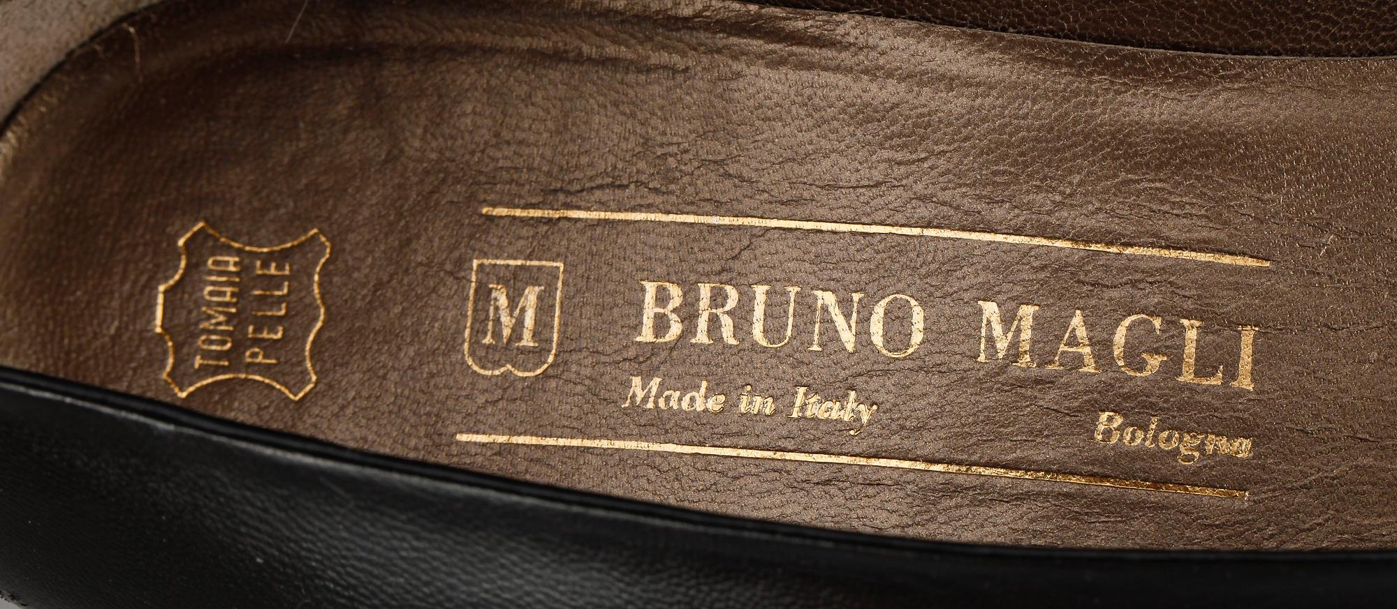 DAMSKOR, ett par, skinn, Bruno Magli, Italien.