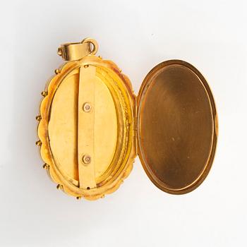 Berlock 18K guld med seedpärlor och rosenslipade diamanter, Frankrike omkring år 1900.