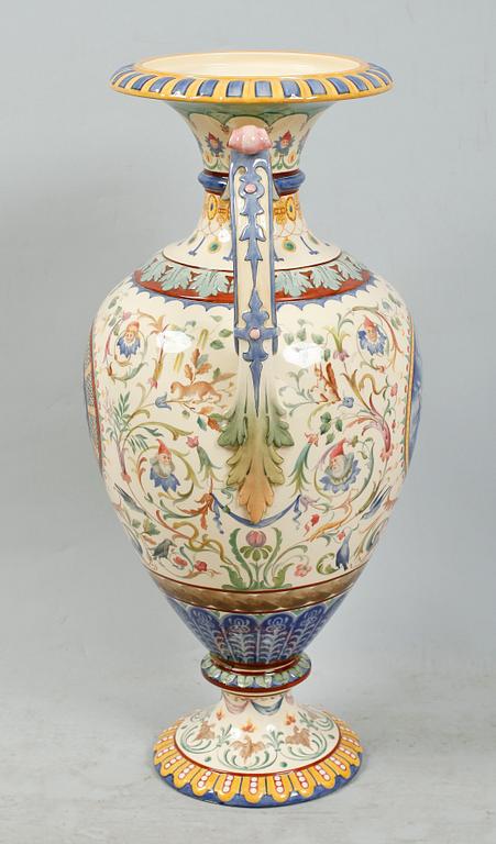 PRAKTVAS, porslin, Rörstrand, sent 1800-tal.