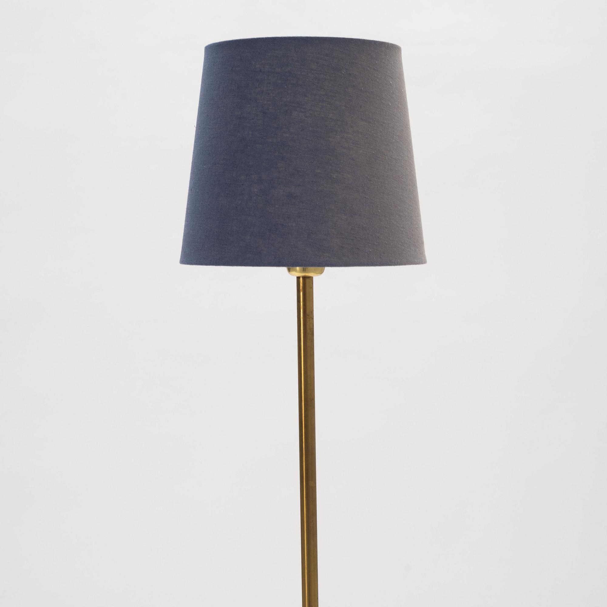 A pair of floor lights, Möller Armatur Eskilstuna, mid 20th Century.