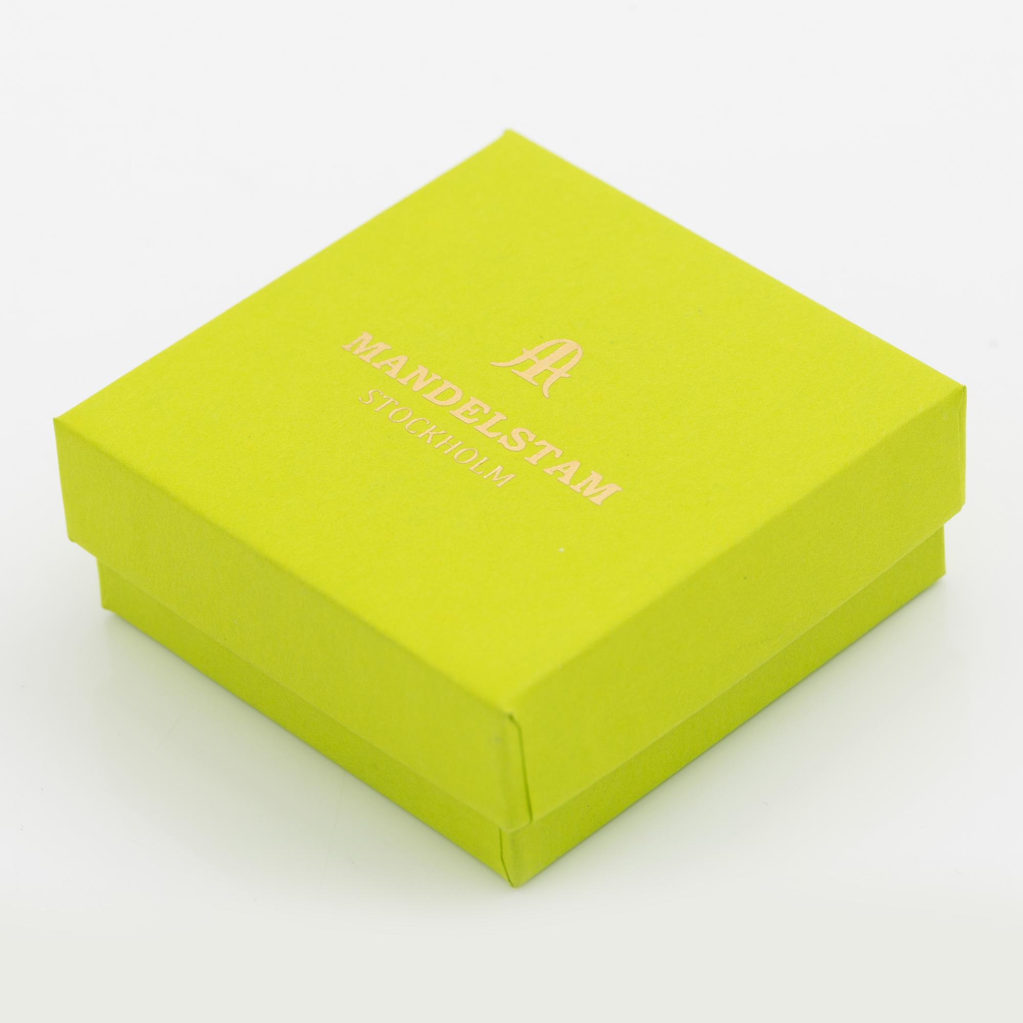 Örhängen, Mandelstam, 18K guld med odlade Söderhavspärlor, briljantslipade diamanter och rosa turmaliner.