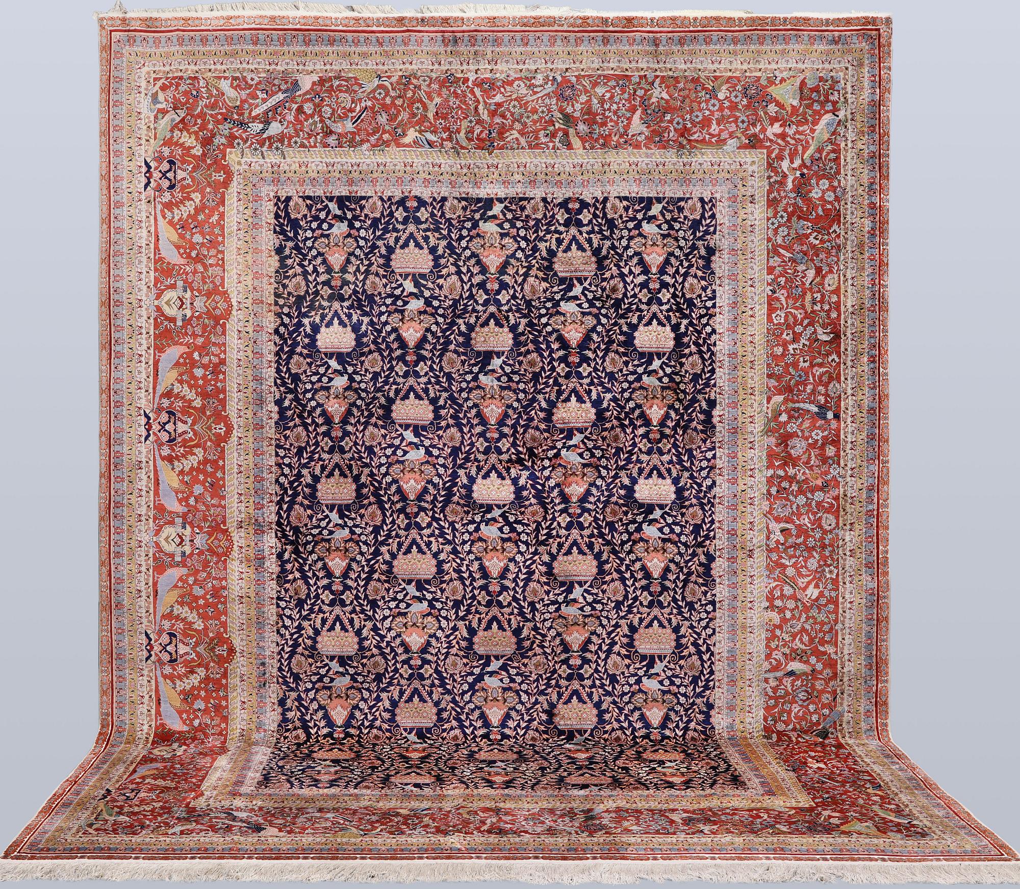 Carpet, Oriental silk, 373 x 274 cm.