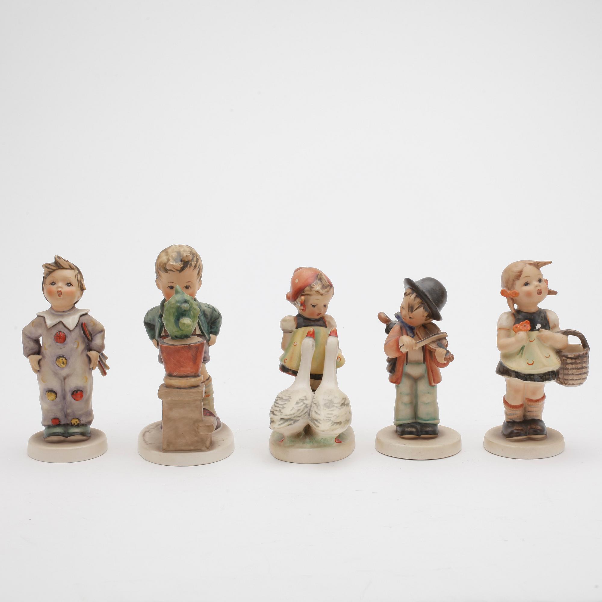 FIGURINER, 5 st, porslin, MJ Hummel, Goebel, 1900-tal.