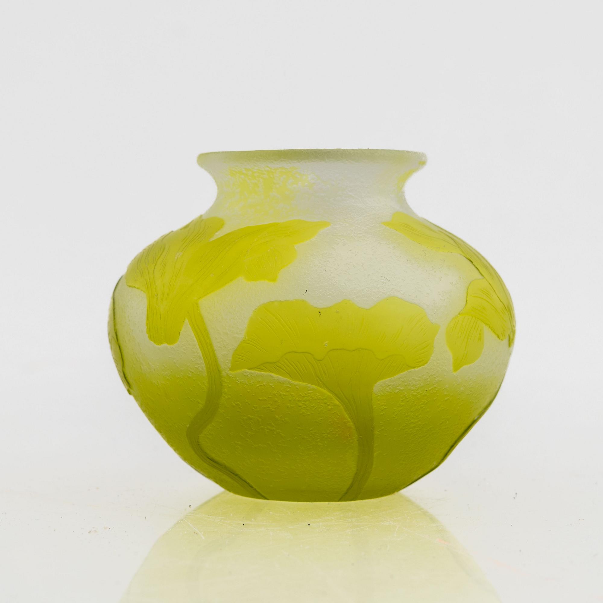 Karl Lindeberg, an Art Nouveau cameo glass vase, Kosta, early 20th century.