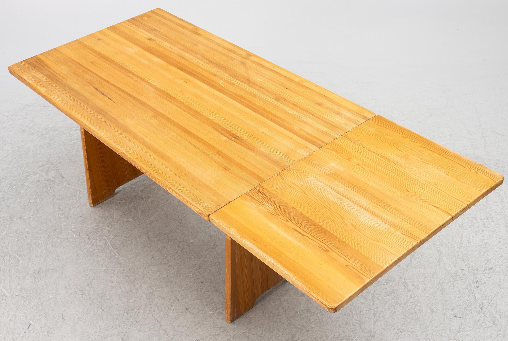 Göran Malmvall, a seven-piece dining suite Svensk Fur, 1970s.