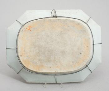 STEKFAT, porslin, Kina, Qianlong 1736-1795.