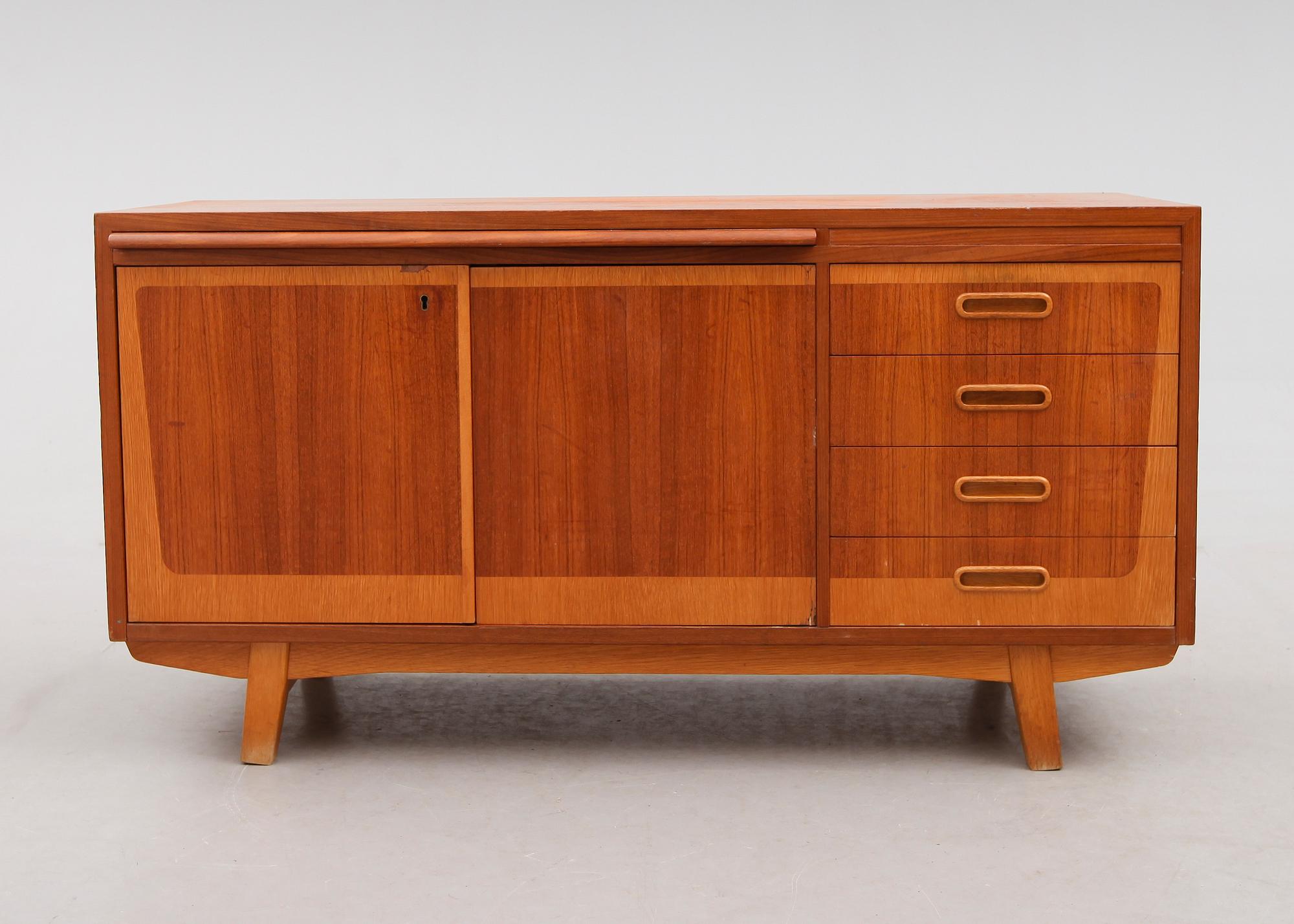 SIDEBOARD, 1900-talets andra hälft.