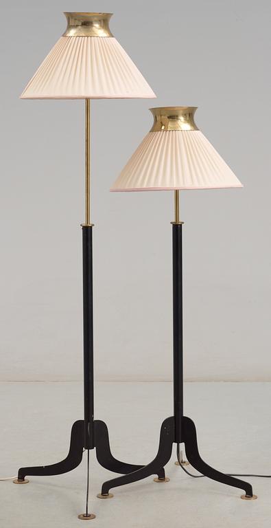 JOSEF FRANK, golvlampor, ett par, Firma Svenskt Tenn.
