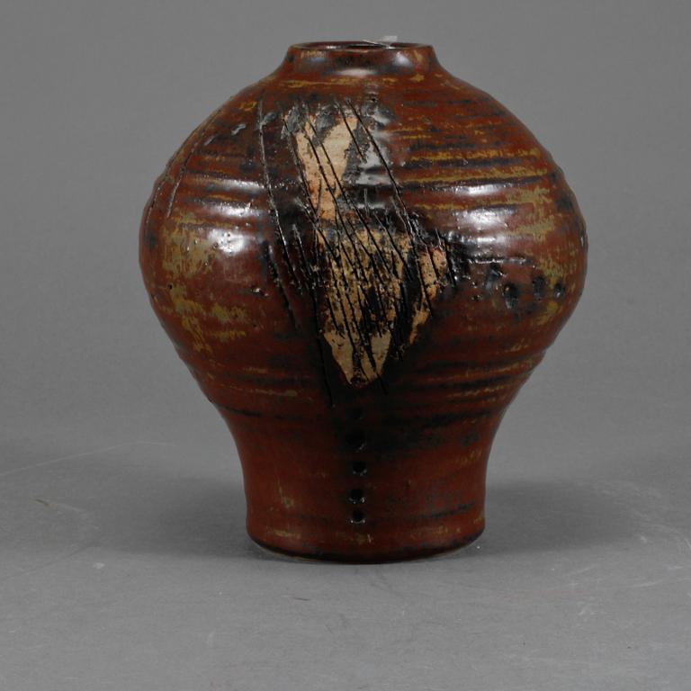 VAS, stengods, Lisa Larson, Gustavsbergs studio, 1900-talets andra hälft.