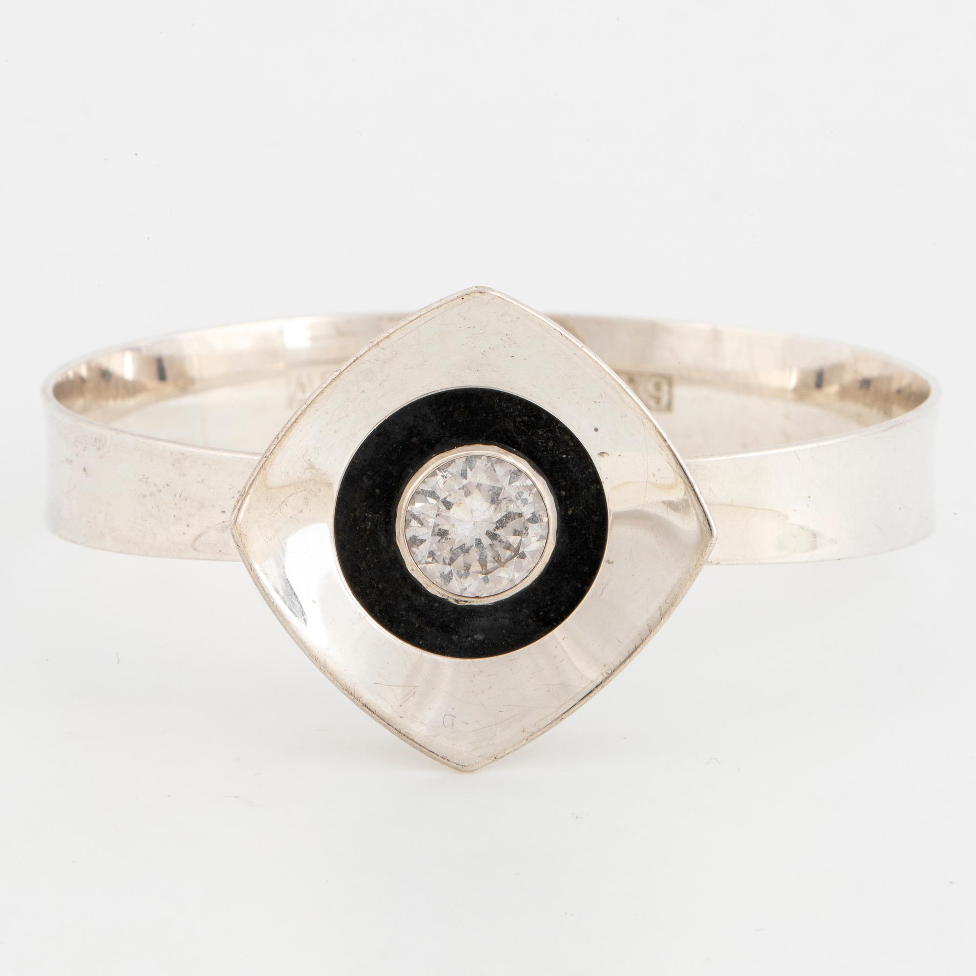 ALTON, Bangle, silver with synthetic white spinel. Falköping 1972.