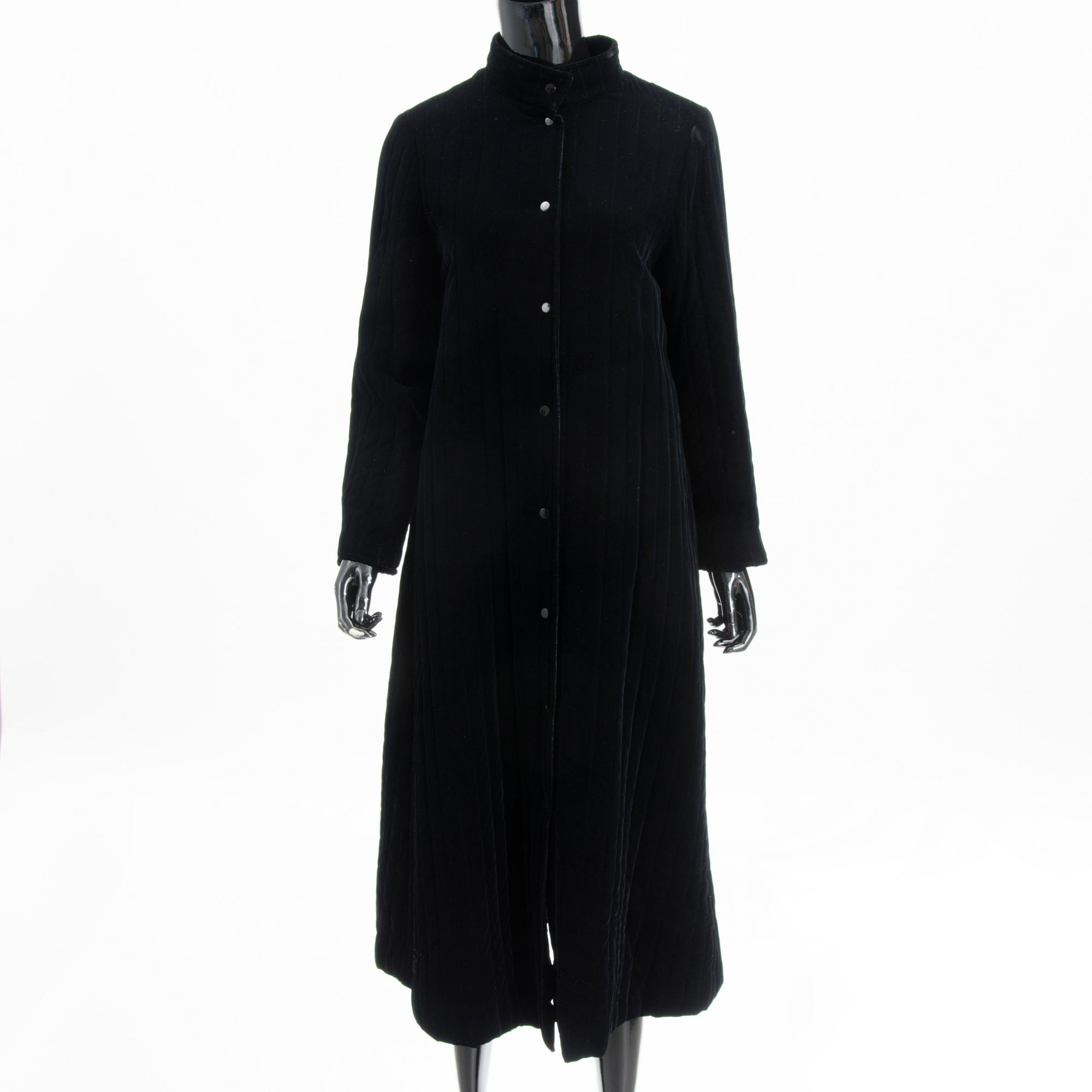 A Black Velvet Ooppera Coat, size 38.