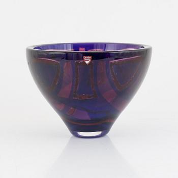 Jan Johansson, a bowl, Orrefors, 1989.