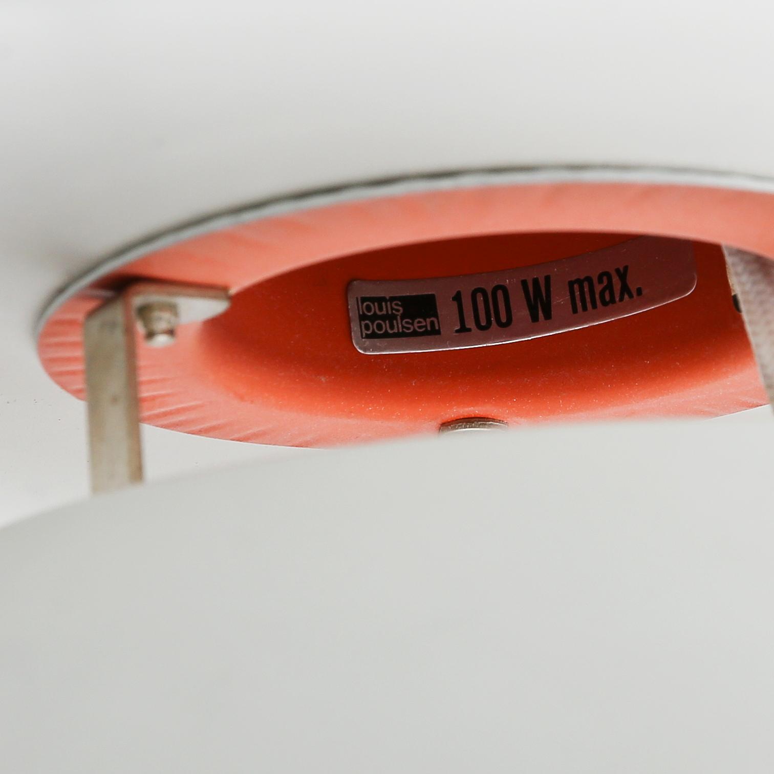 TAKLAMPA, PH-lampa, Paul Henningsen, Louis Poulsen, 1900-talets andra hälft.