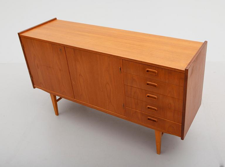 SIDEBOARD, 1960-/70-tal.