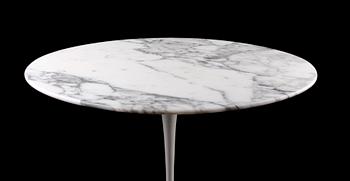 BORD, efter "Tulip", Eero Saarinen.