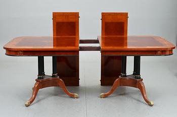 MATSALSMÖBLEMANG, 13 delar, regencystil, modern tillverkning.