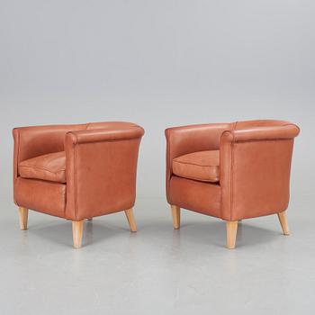 CLUBFÅTÖLJER, ett par, Fogia, 1900/2000-tal.