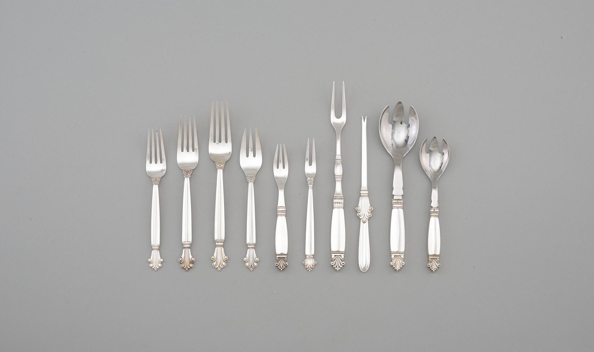 JOHAN ROHDE FÖR GEORG JENSEN, bestickuppsättning, 241 delar, "Dronning/Acanthus", Köpenhamn 1933-77.