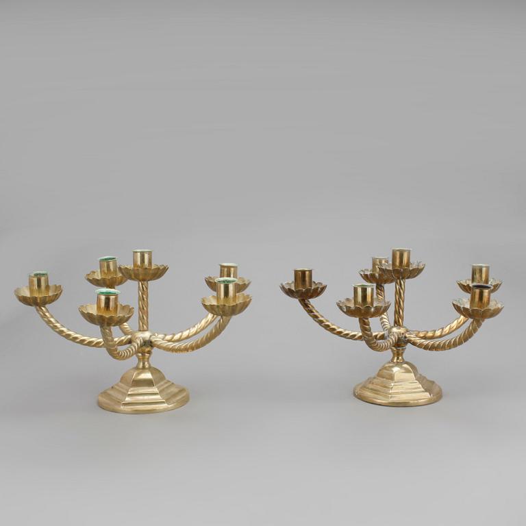 KANDELABRAR, ett par, mässing, 1900-tal.