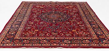 Matta, Meshed, ca 344 x 245 cm.