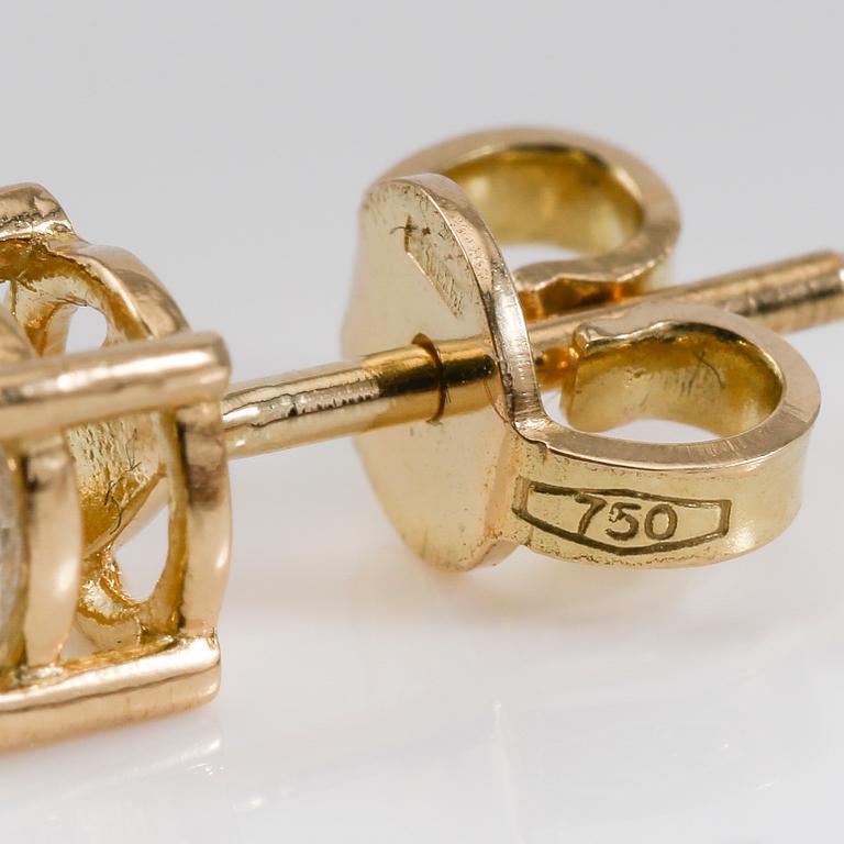 ÖRHÄNGEN, 1 par, 18K guld och diamanter tot ca 1.06 ct.
