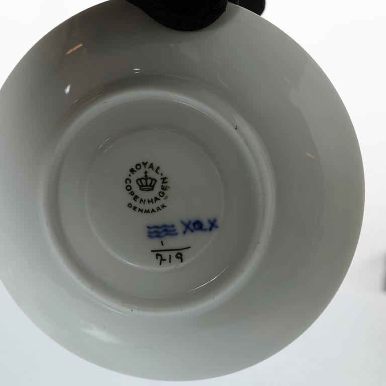 Royal Copenhagen, Kaffeservis 30 delar, Musselmalet.
