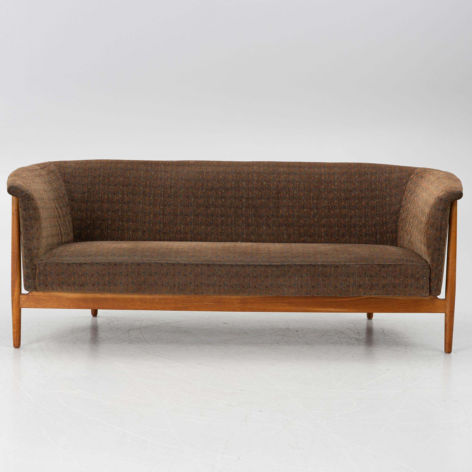 Nanna Ditzel, A sofa, Søren Willadsen, Denmark, mid-20th century.