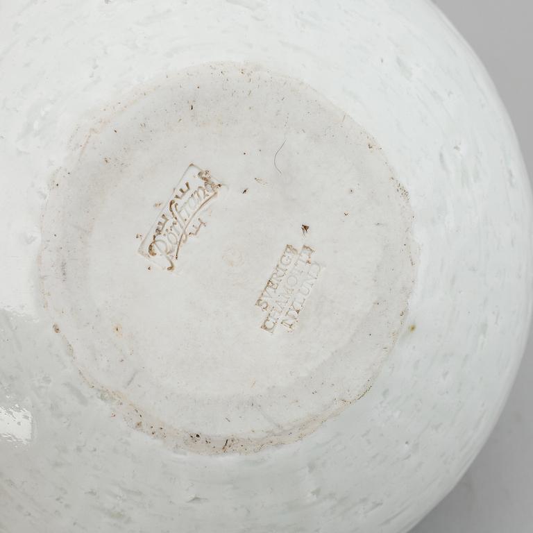Gunnar Nylund, a chamotte stoneware vase, Rörstrand.