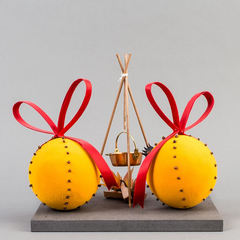 Two oranges made by JoAnn Tan Studio for NK 2016.