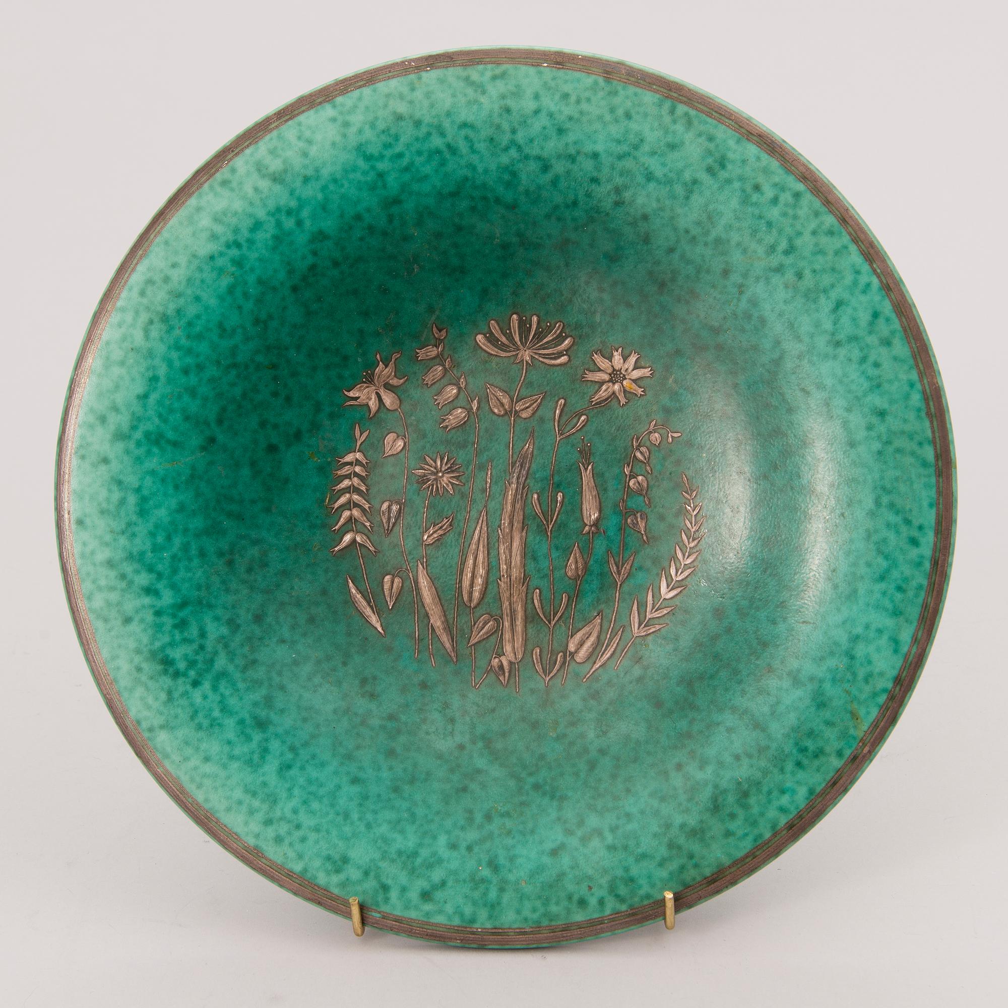 A stoneware dish of the Argenta-series for Gustavsberg, Sweden.