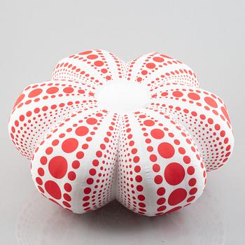 Yayoi Kusama, efter, objekt/multipel, “Soft Sculpture Pumpkin” (large).