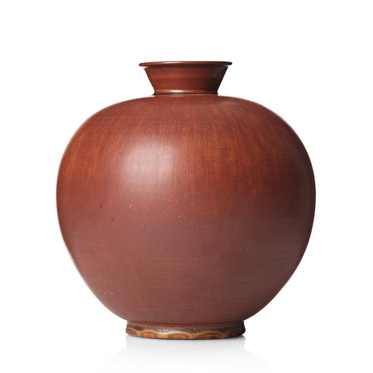 Erich & Ingrid Triller, a stoneware vase, Tobo, Uppland, Sweden.