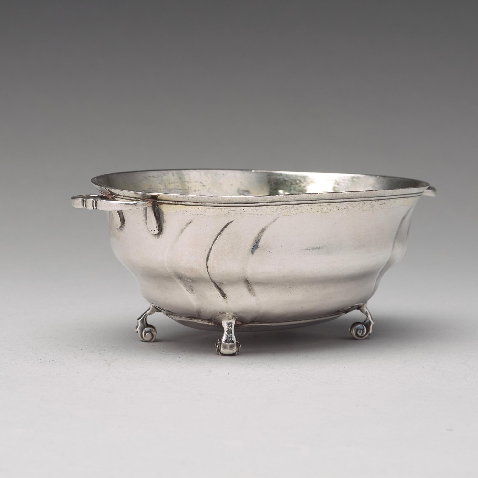 Arvid Castman, konfektskål, silver, Eksjö 1764. Senbarock/tidig rokoko.