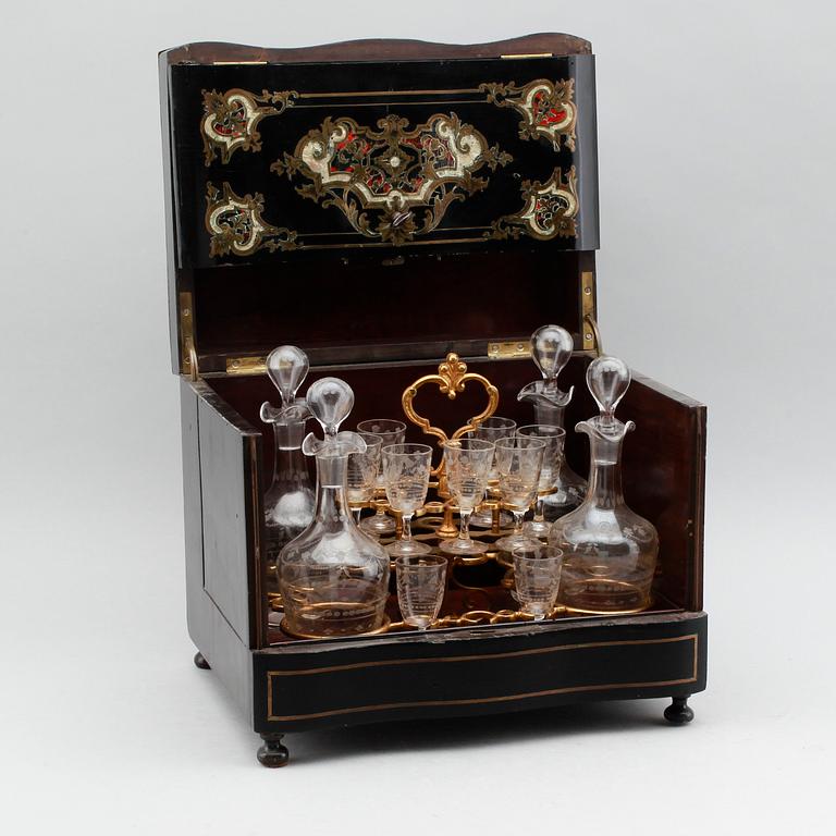 LIKÖRSCHATULL, 1800-talets andra hälft.