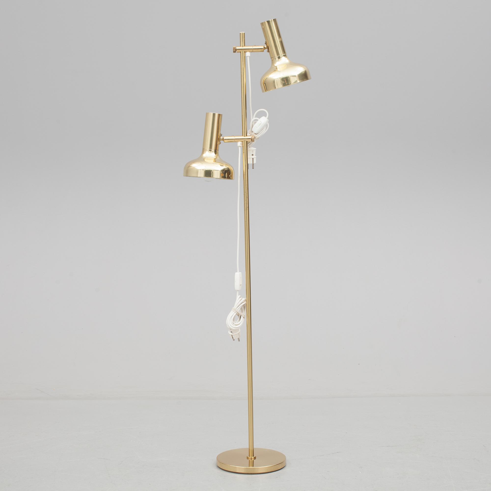 GOLVLAMPA, 1900-talets andra hälft.