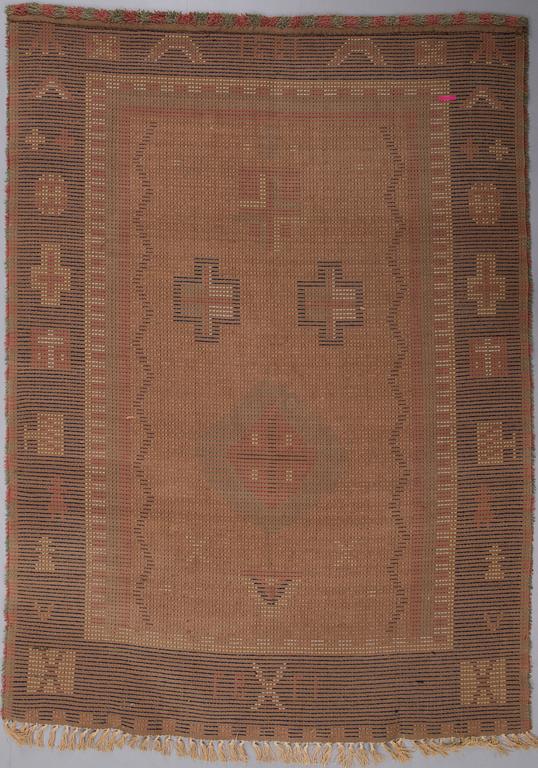 RYA, Kuhmalahti, Finland, daterad 1931. ca 135x190 cm.