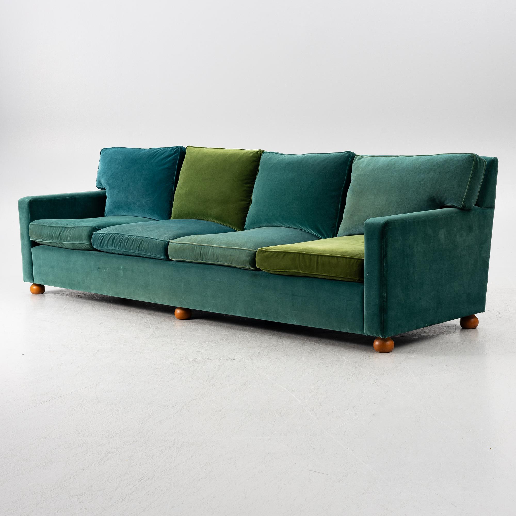 Josef Frank, soffa, "Långsoffan", modell 3031, Firma Svenskt Tenn.