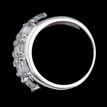 RING, sterlingsilver, akvamariner tot ca 4.00 ct. Vikt ca 5,6 g.