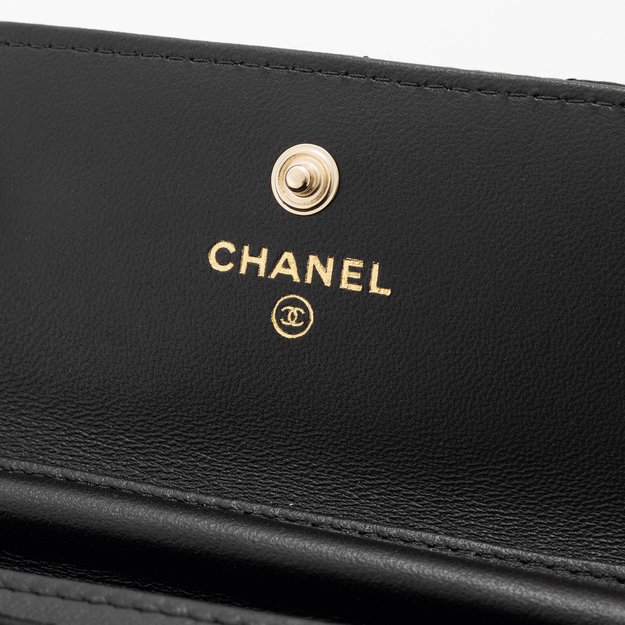 Chanel, väska, Mini Satin Camelia Chain bag.