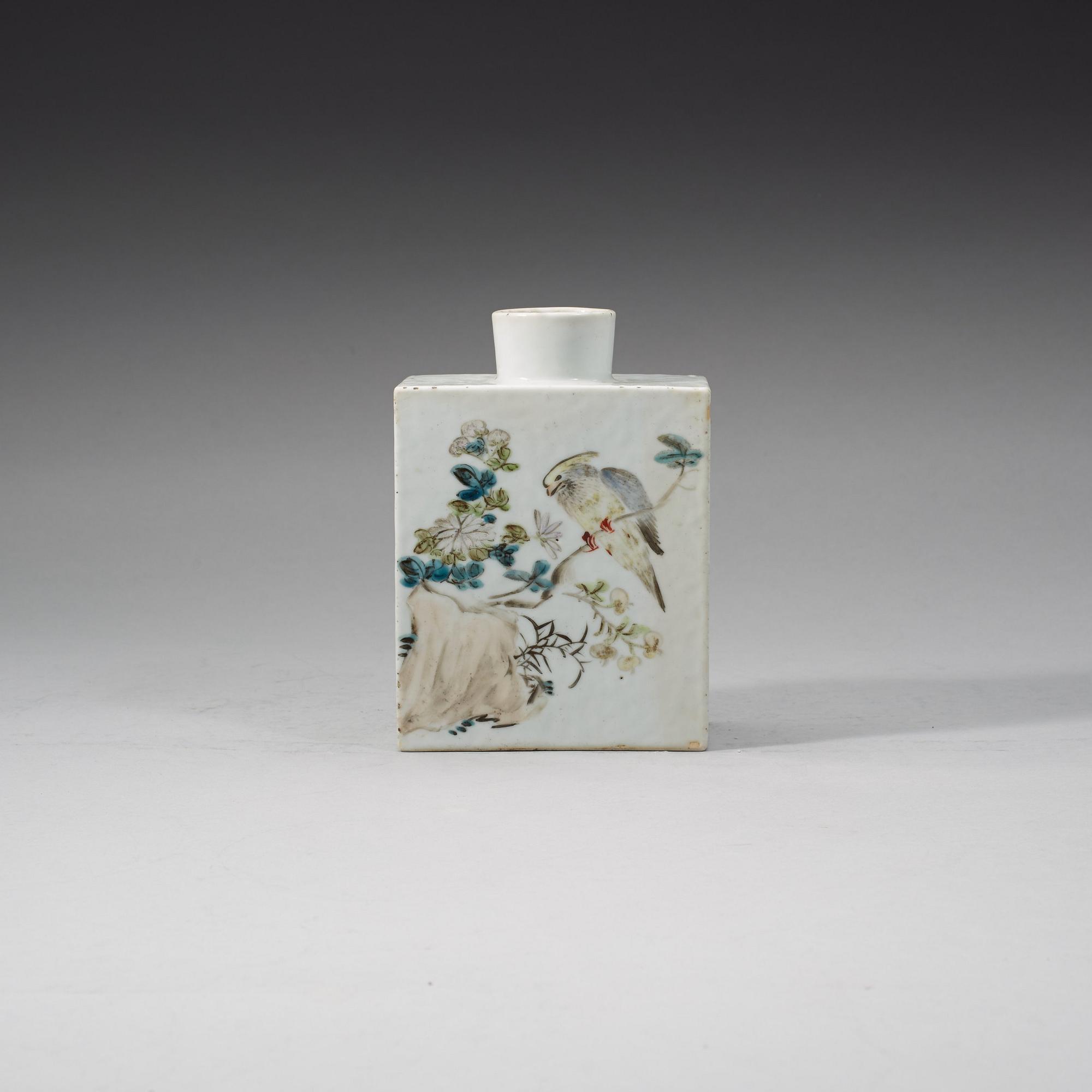 A large enameled tea caddy, Qing dynasty, signed Su Shengyuan and dated in the year of Yiyou (1885).
