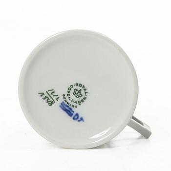 Royal Copenhagen, A 26 peice coffee set "Blue Vifte", Denmark.